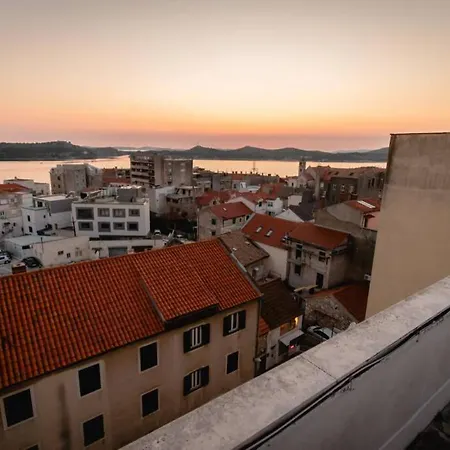 Appartement The Spot - Rooftop In The Centre + Parking Šibenik