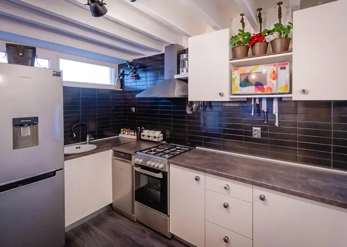 The Spot - Rooftop In The Centre + Parking Apartamento *